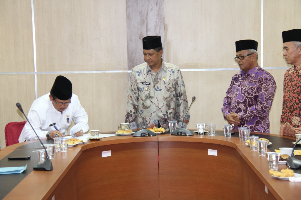 Serahterima jabatan Sekda Kab. Solok 